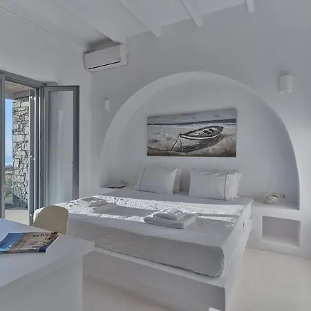 Terra Paros Villa Kostos